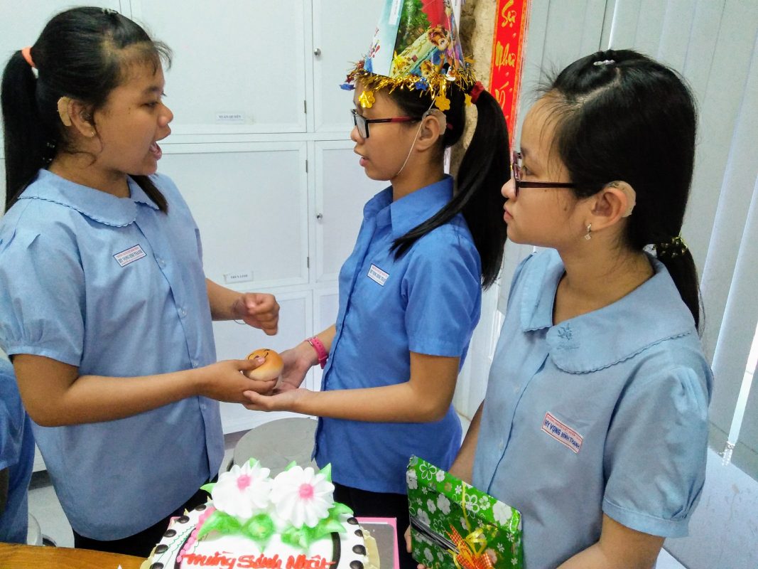 Trường Chuyên biệt Khiếm thính Hy Vọng Bình Thạnh