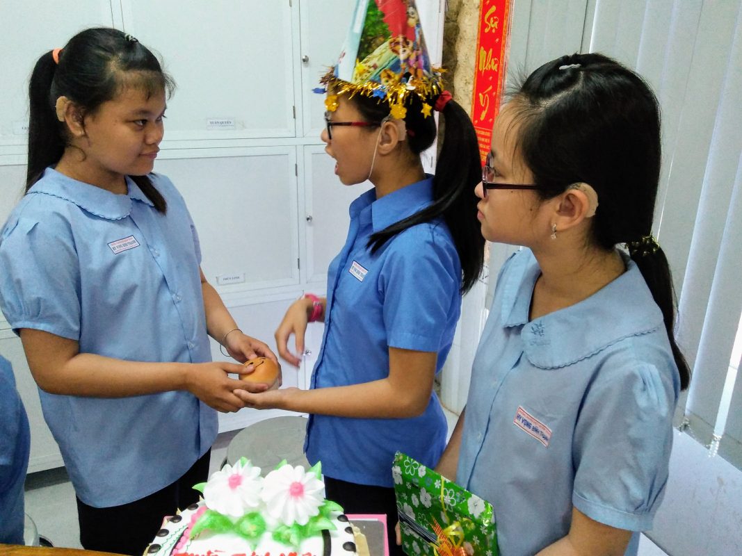 Trường Chuyên biệt Khiếm thính Hy Vọng Bình Thạnh