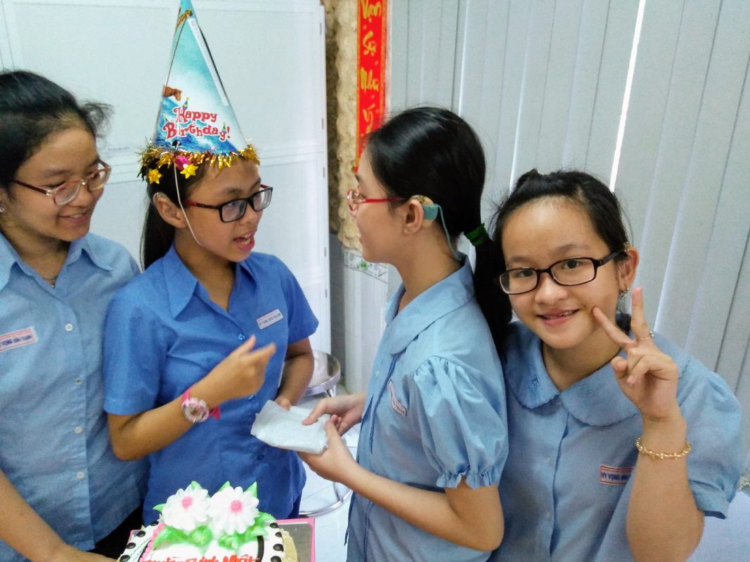 Trường Chuyên biệt Khiếm thính Hy Vọng Bình Thạnh